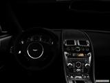  Centered wide dash shot photo